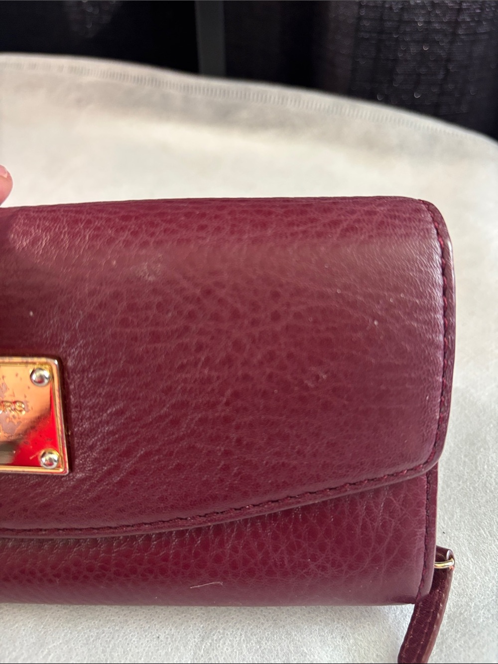 Michael Kors Burgundy Leather Wallet with Gold Plaque - Picture 3 of 15